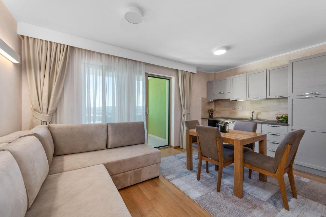 Apartmani Rubinic トゥラニ エクステリア 写真